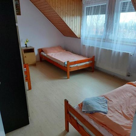 Kekturas-Tora Nyilo Badacsonyi Privat Berlemeny Hotel Badacsonytomaj Exterior photo